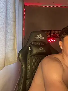 RedModelBRn Webbikameraesitys