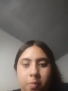 violetacoren8 Adlı Modelin Canlı XXX Sohbeti