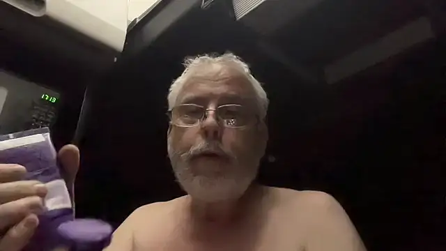 tmrw63 webkamerás műsora