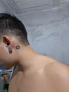 Latinofitn Webbikameraesitys