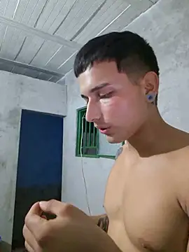 Show de Latinofit na webcam