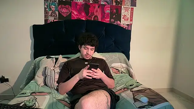 damon_333 Show in webcam