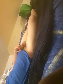Aribaknockitoff Show in webcam