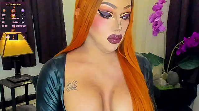 YOUR_LOVE_GLAMOUR's Webcam Show