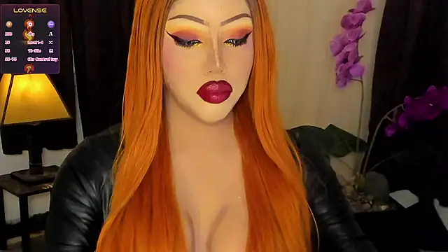 YOUR_LOVE_GLAMOUR's Webcam Show