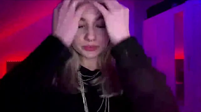 Webkamerová show KhloeBlondie
