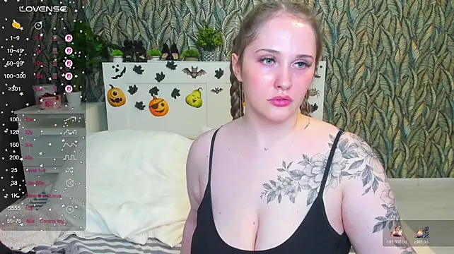 Show modela AfinaBrandt na web-kameri