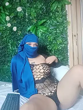 Webkamerová show aisha_bless