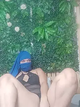 aisha_bless Show in webcam
