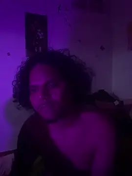 Weedfox007 Show in webcam