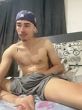 Maxx-369 webcam show
