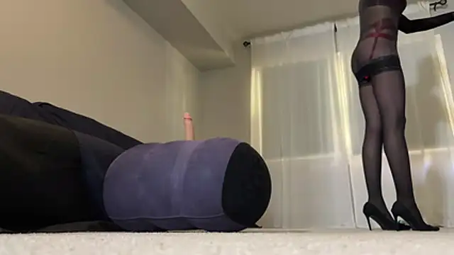 cd_pr1nc3ss Show in webcam