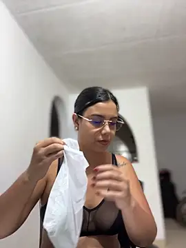 Ayliz- Show in webcam