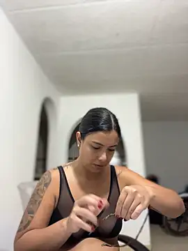 Chat +18 de Ayliz- ao vivo