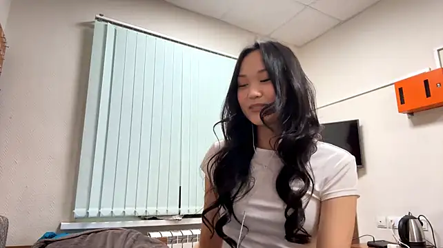 PrincessYeary webcam show