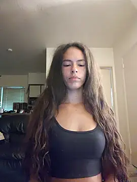הופעת וובקאם של brookeee