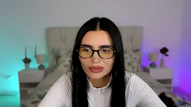 Вебкам-шоу Little_miaa_