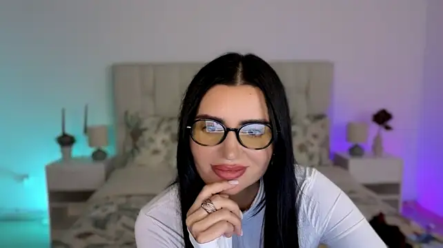 Show de Little_miaa_ na webcam