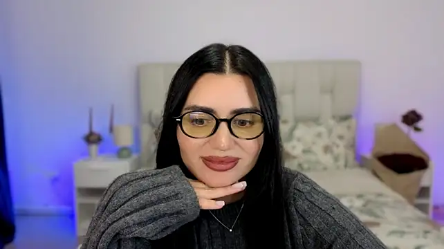 Little_miaa_'s Webcam Show