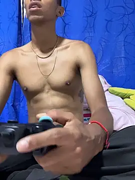 KreamK webcam show