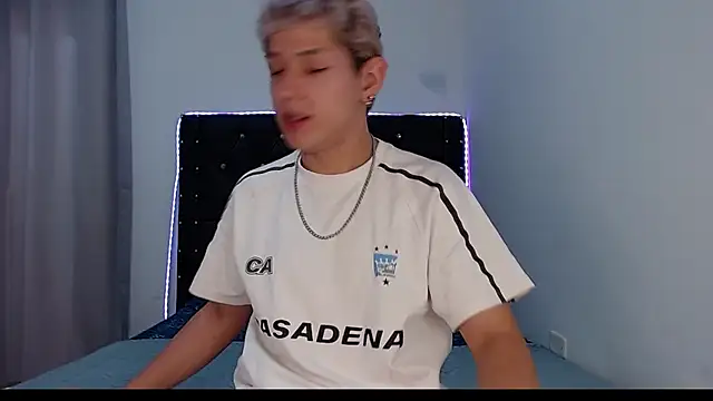 bittersuite_bluen Webbikameraesitys