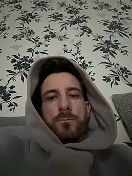 UKBig8incha webcam show
