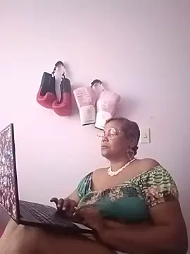 Živý XXX chat Mia__Star__