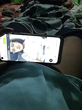 gifts_xx's Live XXX Chat