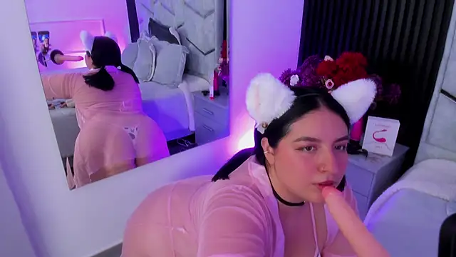 CutieFennekin Adlı Modelin Web Kamerası Şovu