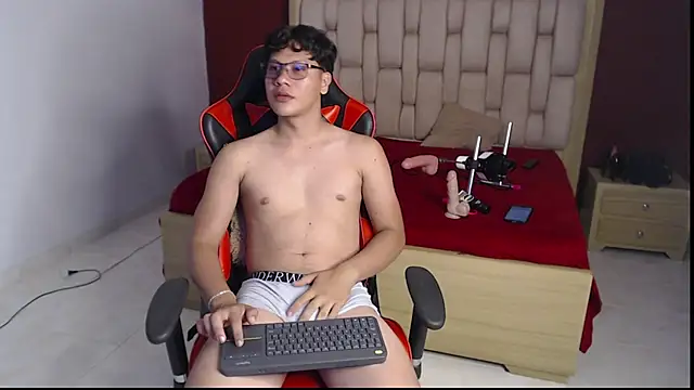 Mikertorres webcam show