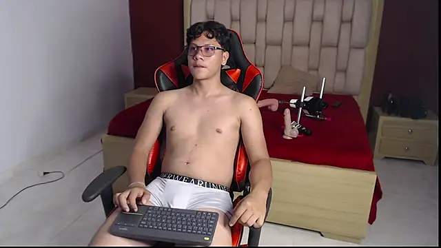Webkamerová show Mikertorres