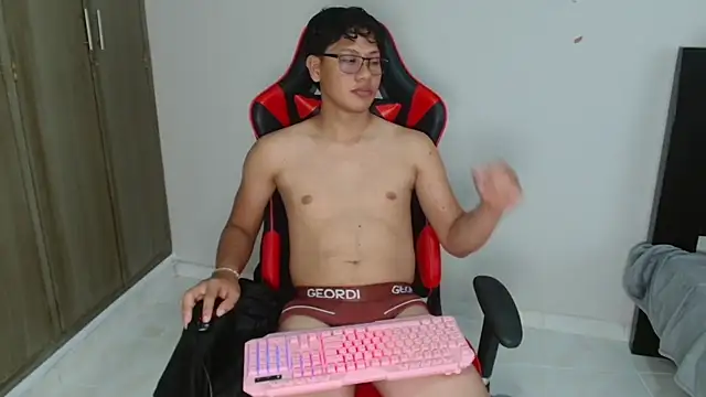 Mikertorres Webcam Show