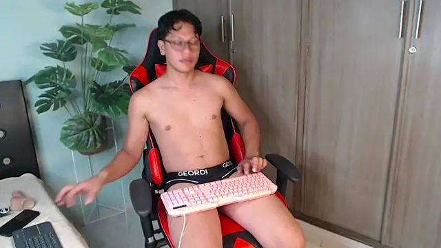 Mikertorres webcam show
