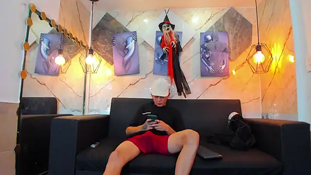 Hot_Athletes1 Show in webcam
