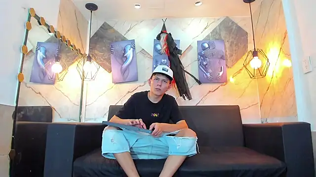 Hot_Athletes1's Webcam Show