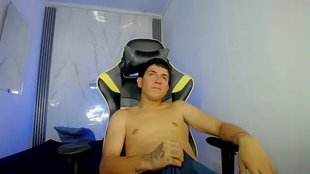 Funnyboyy_ – webcam-show