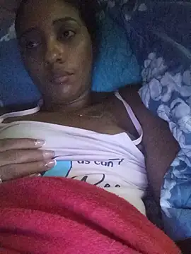 Show de nessinhacampos na webcam