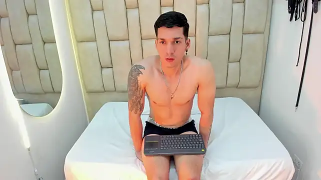 Вебкам-шоу JEFF_OS