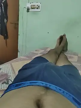 הופעת וובקאם של Horny_annuu