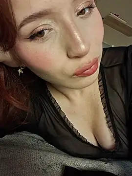 RedBunny1 Show in webcam