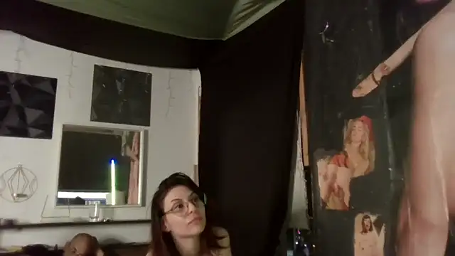 Show modela namikatina na web-kameri