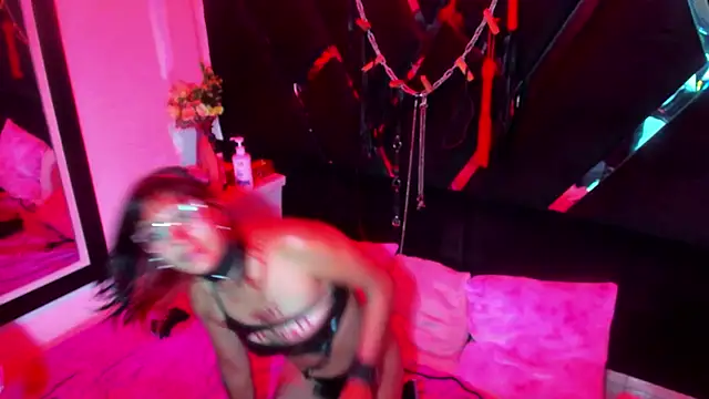 Czat XXX na żywo – Kinky_Dolll