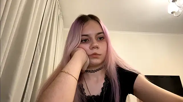 cumslady Adlı Modelin Web Kamerası Şovu