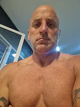 Senor_martin Show in webcam