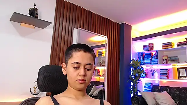 sara_foox1 Adlı Modelin Web Kamerası Şovu