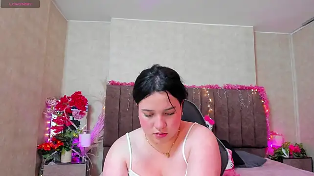 Juliieth_Caandy's Webcam Show