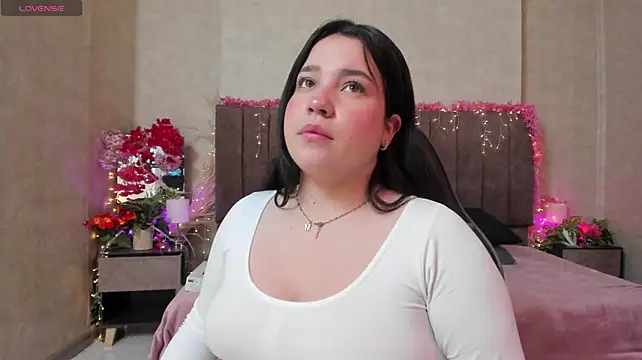 Show modela Juliieth_Caandy na web-kameri