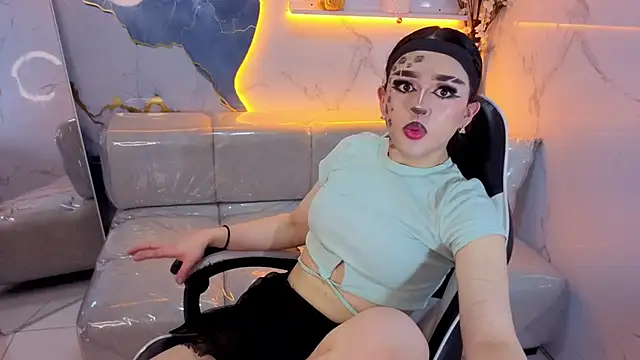 הופעת וובקאם של Mia_Florez_t
