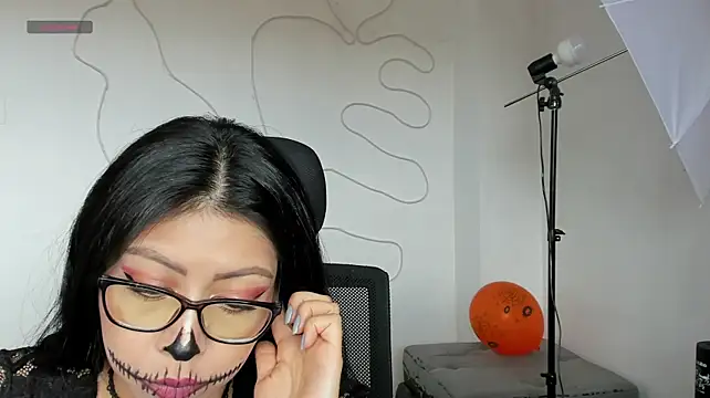 Pokazy przed kamerką – valentinaSexGoddess