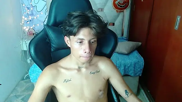 Webkamerová show hot_atheltee